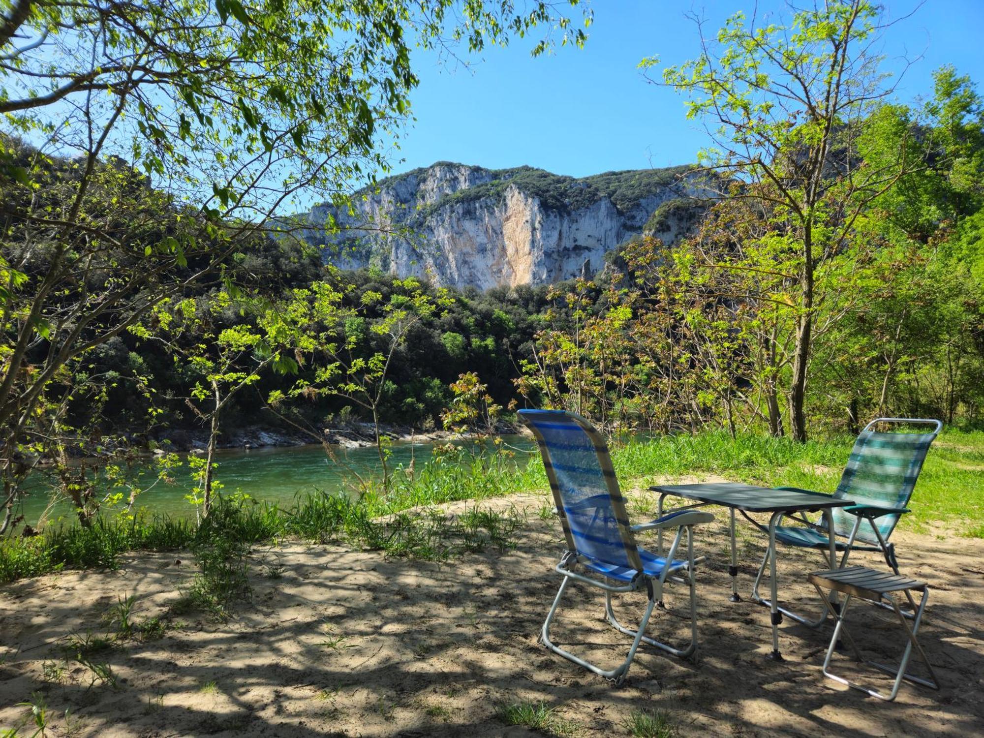 Camp Des Gorges - Camping Nature Валлон-Пон-д'Арк Екстер'єр фото